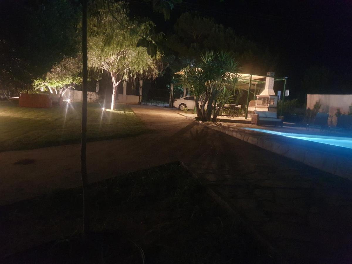 Vila Kalimera Private Pool เนอาโปติไดอา ภายนอก รูปภาพ