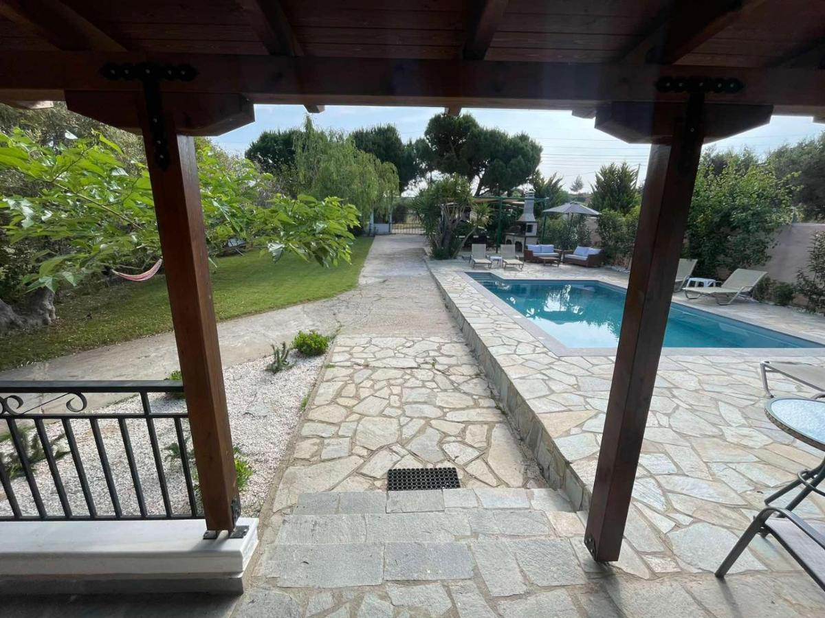 Vila Kalimera Private Pool เนอาโปติไดอา ภายนอก รูปภาพ